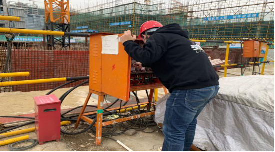 01038193044773543364912231320327406