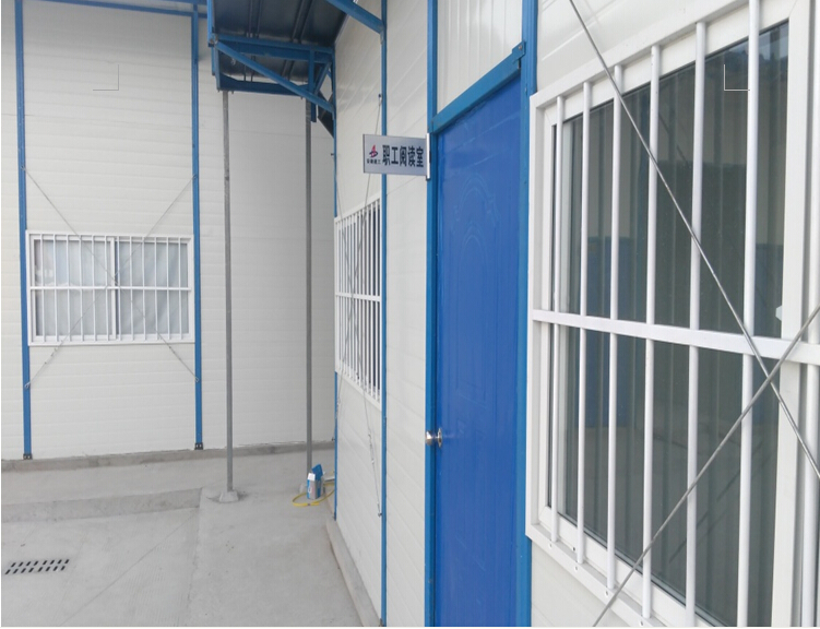 1348382136351145224731285039432044424930