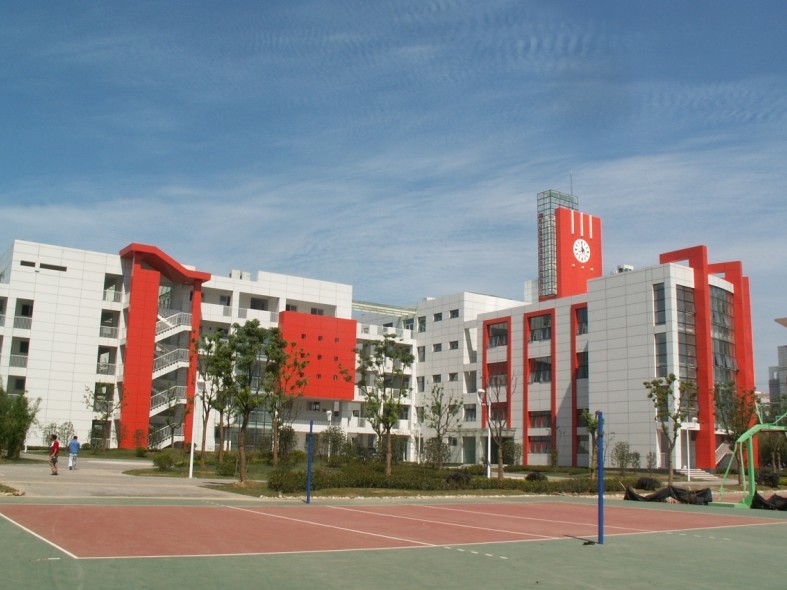 1648322518385494750127463611317121543