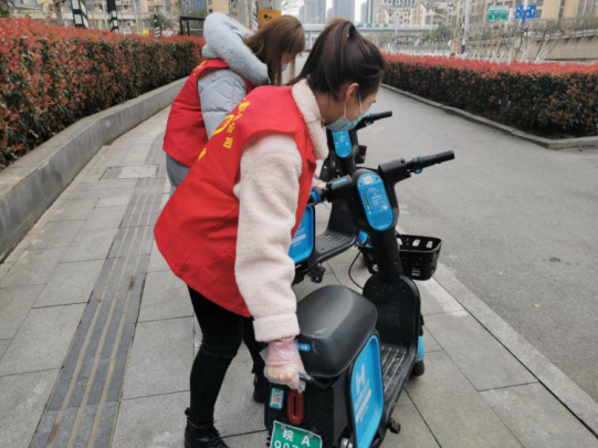 363525804393947204813530442612715