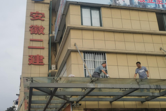 40016155342833417251343322945849381