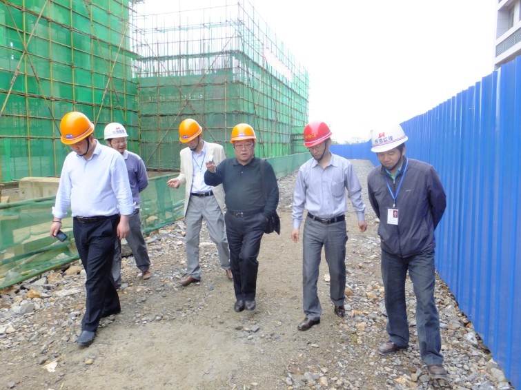 4037302453832281517254729273419214549