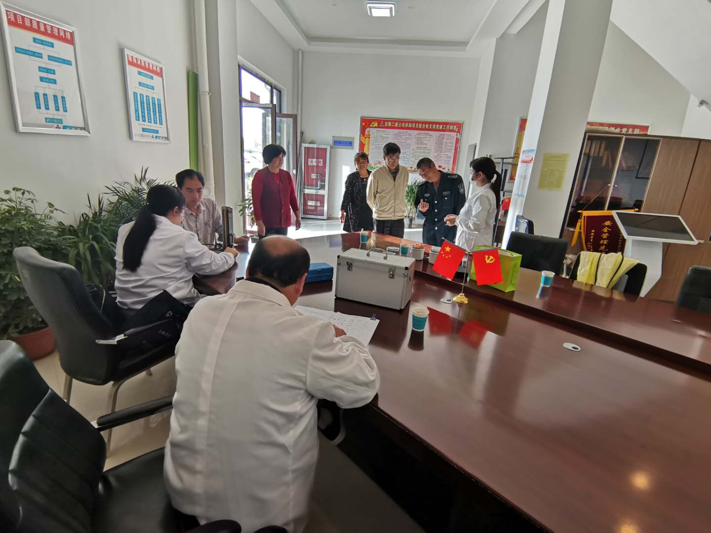 42573331183044493748451419350232013