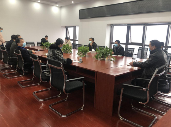 7423039343125351716322448410372246819